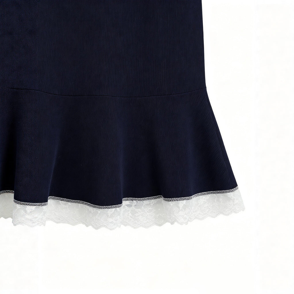 Sleeveless lace patchwork dress
