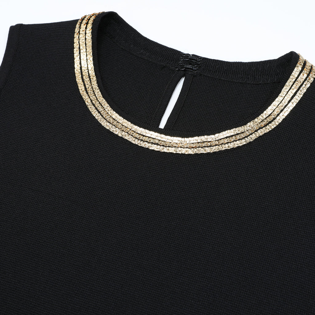 Sleeveless waist cinching dress