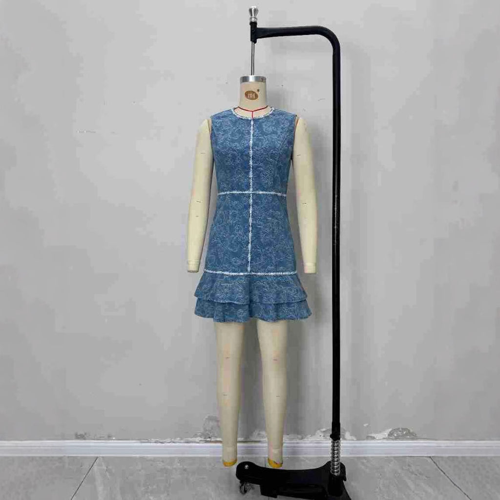 Sleeveless blue and white print element denim blue dress